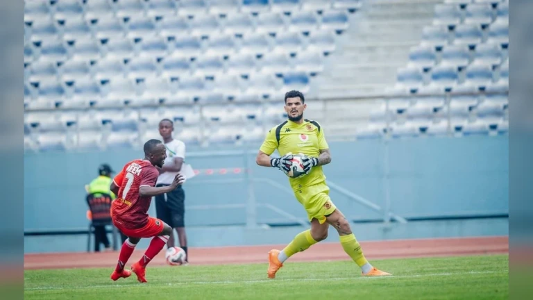 Kaizer Chiefs Under Pressure to Avoid Continental Disaster as Leaner Calls for Massive Fan Support