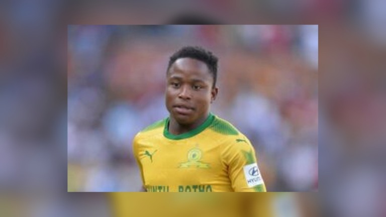 Keletso Makgalwa Turns Down Kaizer Chiefs and AmaZulu for Simba SC — Here’s Why