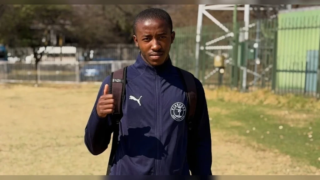 Sekhukhune United Sign Mpho Makola’s Rising Star as Via Sports Lose Another Promising Talent