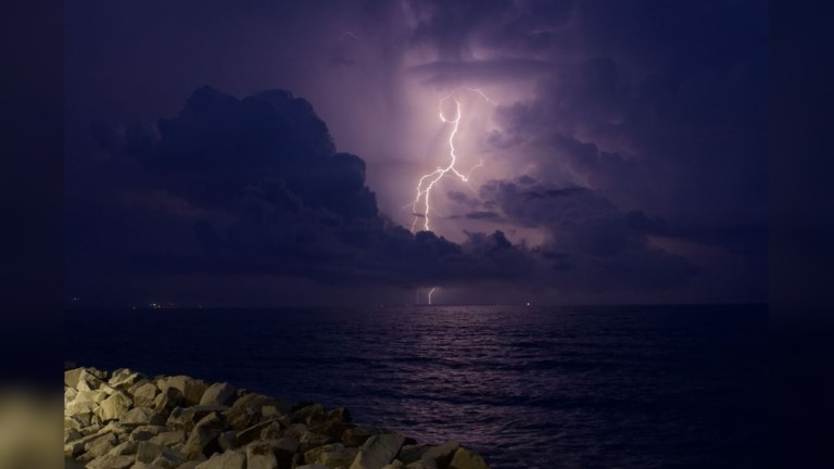 South African Weather Alert: KZN Faces Severe Storms as Damaging Winds Threaten Three Provinces