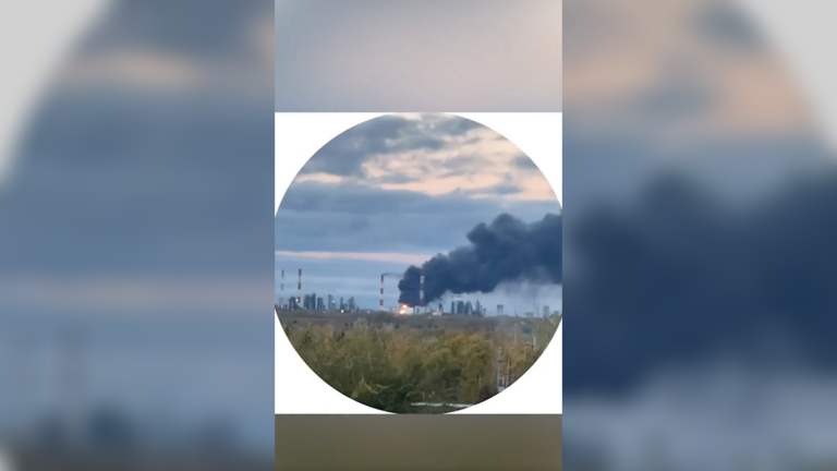 Ukraine Strikes Major Russian Oil Refineries in Omsk and Ukhta With Long-Range Drones Capable of Flying 2,500 Kilometers